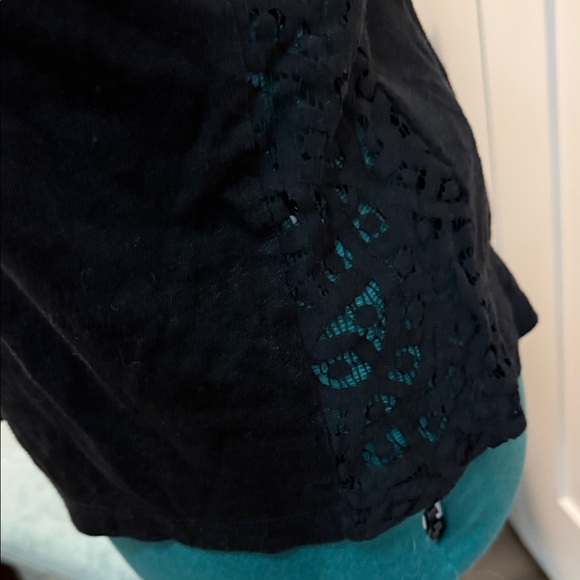 Banana Republic Black Lace Detail Tank Top - Picture 3 of 4